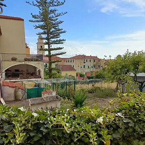 Hébergement de vacances Casa Ribes, Santo Stefano al Mare